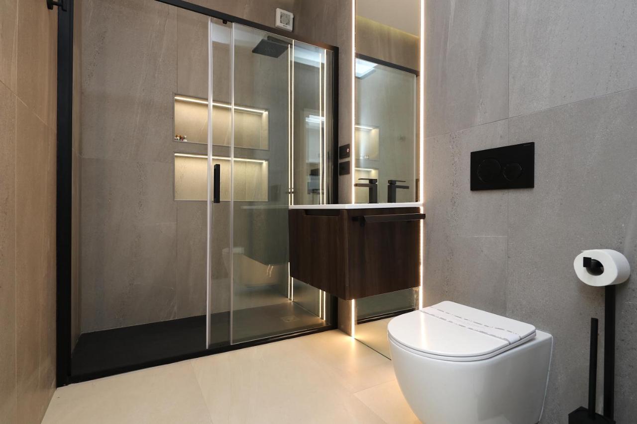 Renovated & Fully Equipped-Luxurious-2Room Fontana Suite, It Just Doesn'T Get Any Better! Olbia Exterior foto
