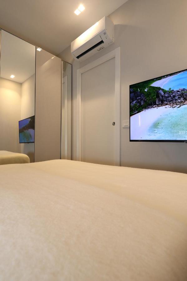 Renovated & Fully Equipped-Luxurious-2Room Fontana Suite, It Just Doesn'T Get Any Better! Olbia Exterior foto