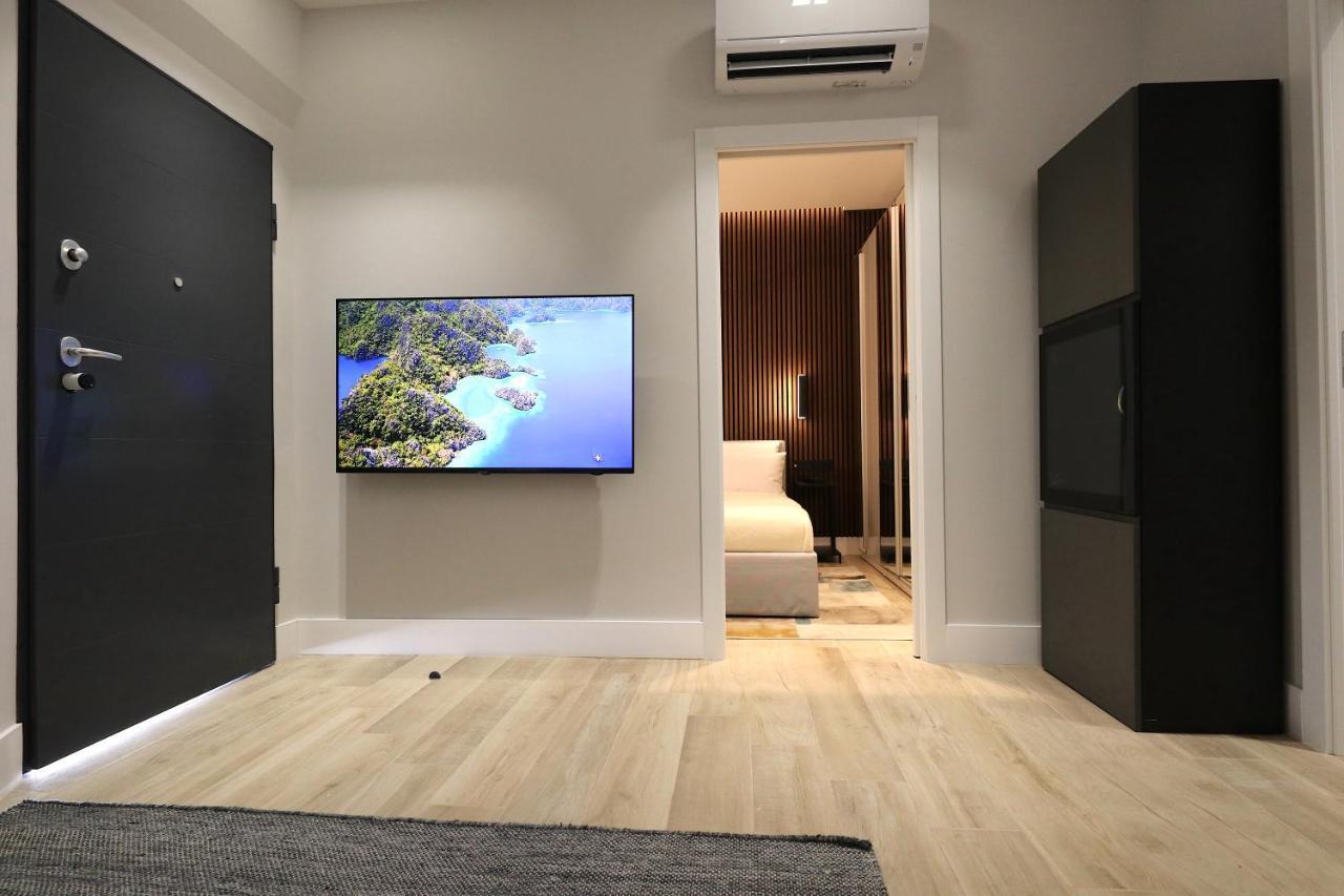 Renovated & Fully Equipped-Luxurious-2Room Fontana Suite, It Just Doesn'T Get Any Better! Olbia Exterior foto