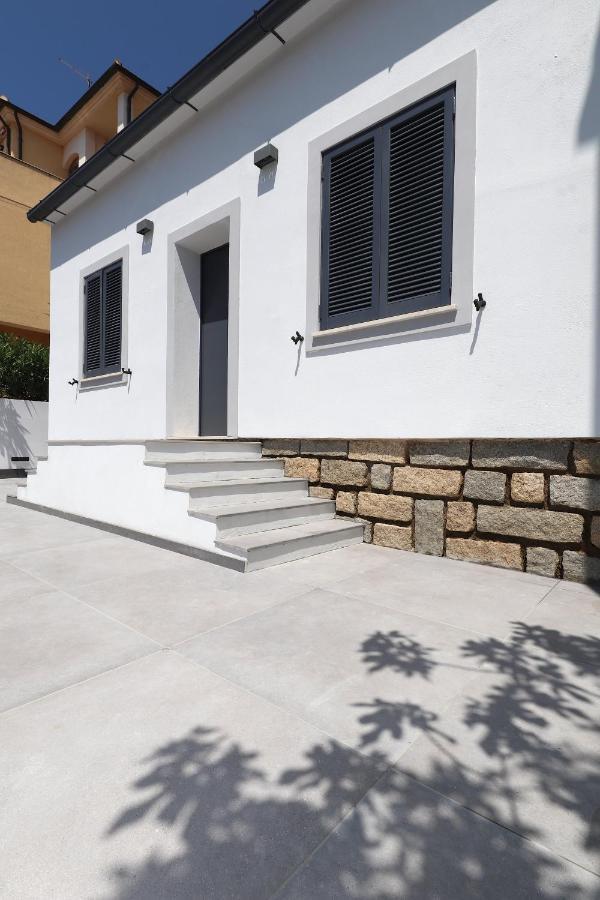 Renovated & Fully Equipped-Luxurious-2Room Fontana Suite, It Just Doesn'T Get Any Better! Olbia Exterior foto