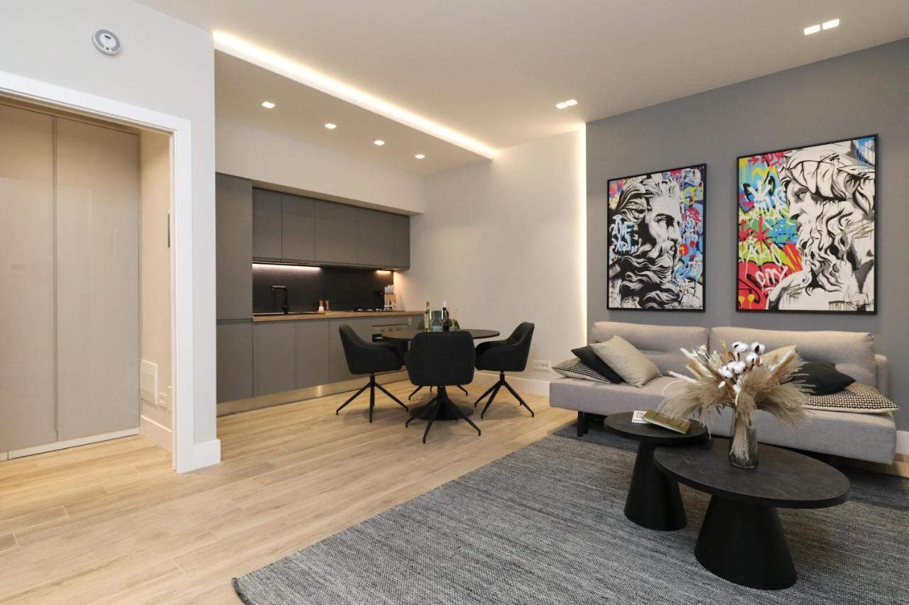 Renovated & Fully Equipped-Luxurious-2Room Fontana Suite, It Just Doesn'T Get Any Better! Olbia Exterior foto