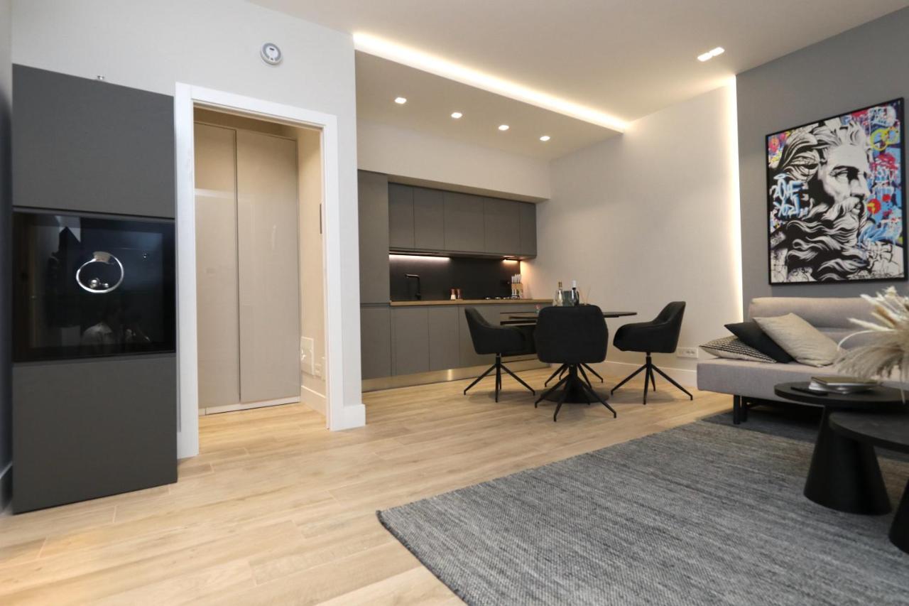 Renovated & Fully Equipped-Luxurious-2Room Fontana Suite, It Just Doesn'T Get Any Better! Olbia Exterior foto